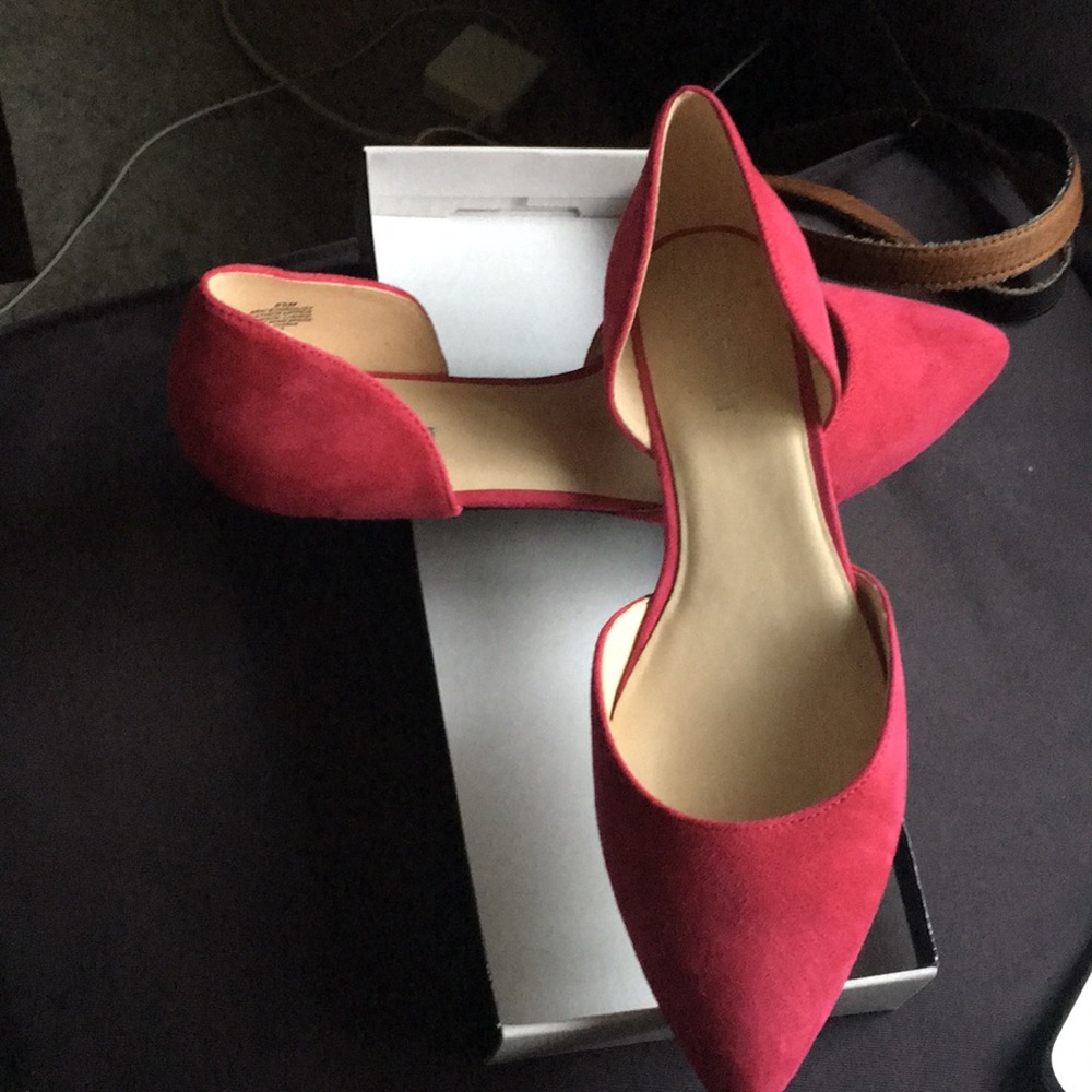 Nine West Suede Flats - Picture 3 of 5